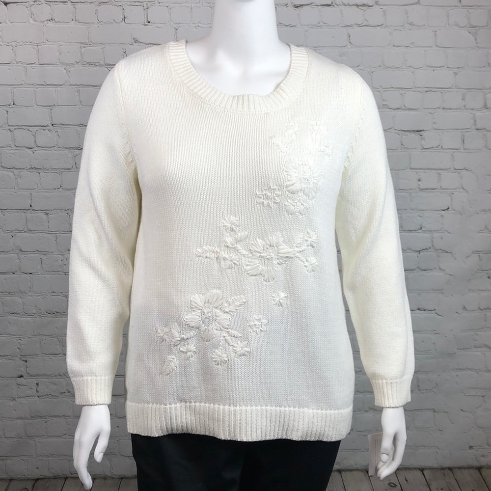 1X 2X Style & Co Winter White Floral Sweater Plus - Picture 2 of 5